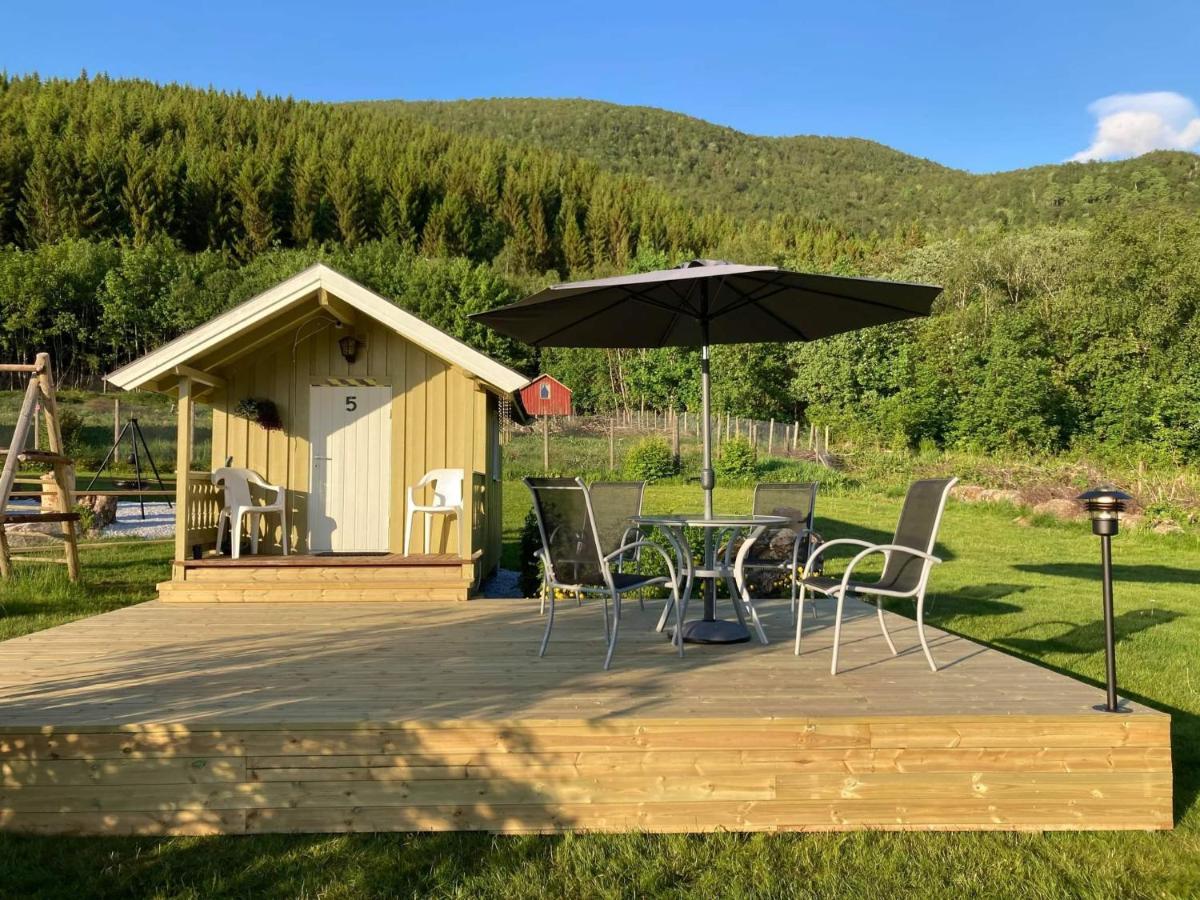 Rodseth Gardsovernatting Hytter Molde Exterior foto
