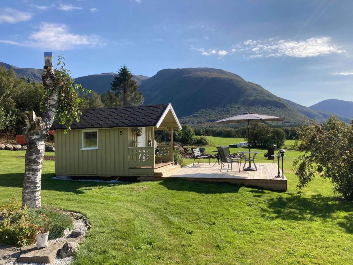Rodseth Gardsovernatting Hytter Molde Exterior foto