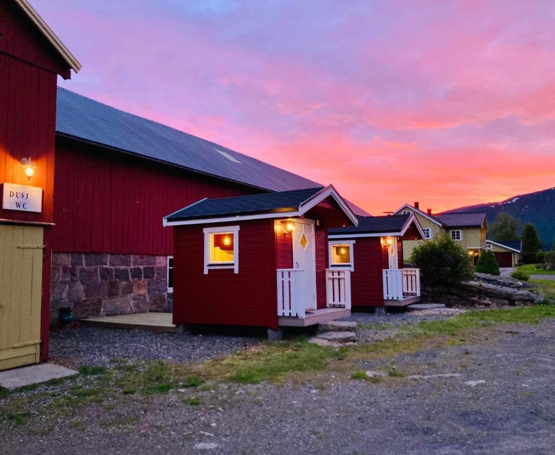 Rodseth Gardsovernatting Hytter Molde Exterior foto
