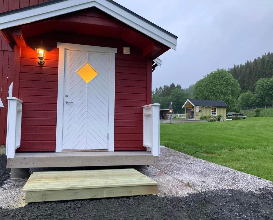 Rodseth Gardsovernatting Hytter Molde Exterior foto