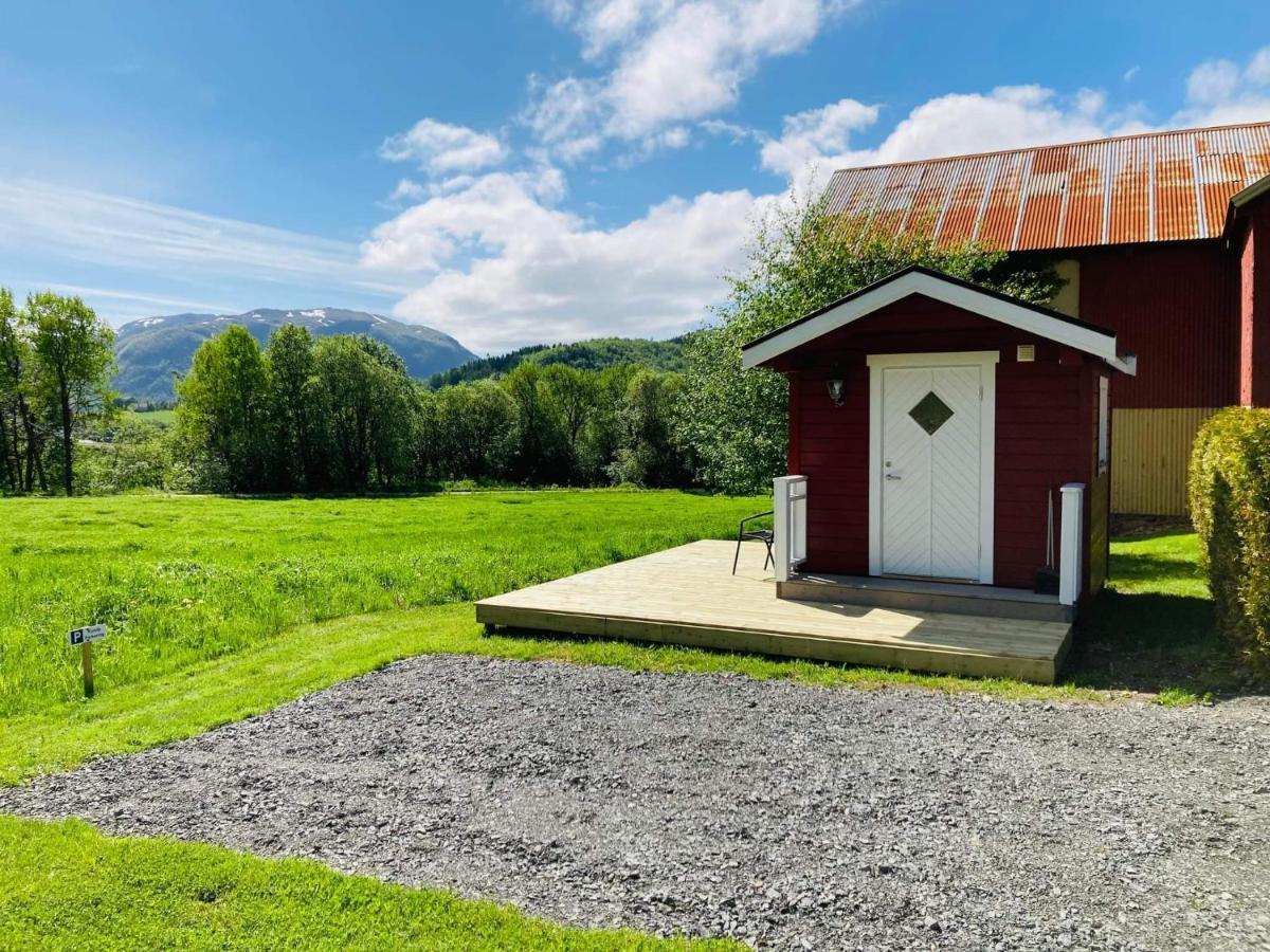 Rodseth Gardsovernatting Hytter Molde Exterior foto