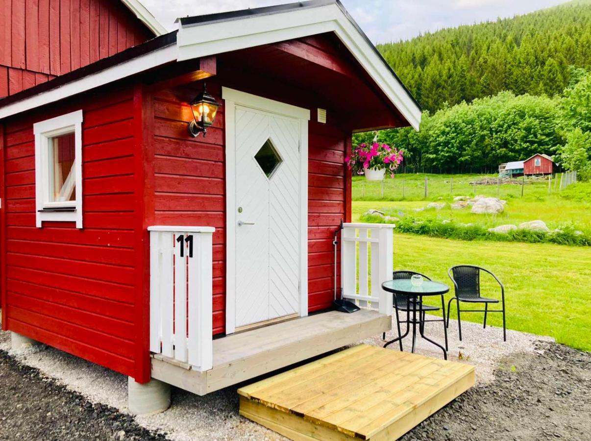 Rodseth Gardsovernatting Hytter Molde Exterior foto